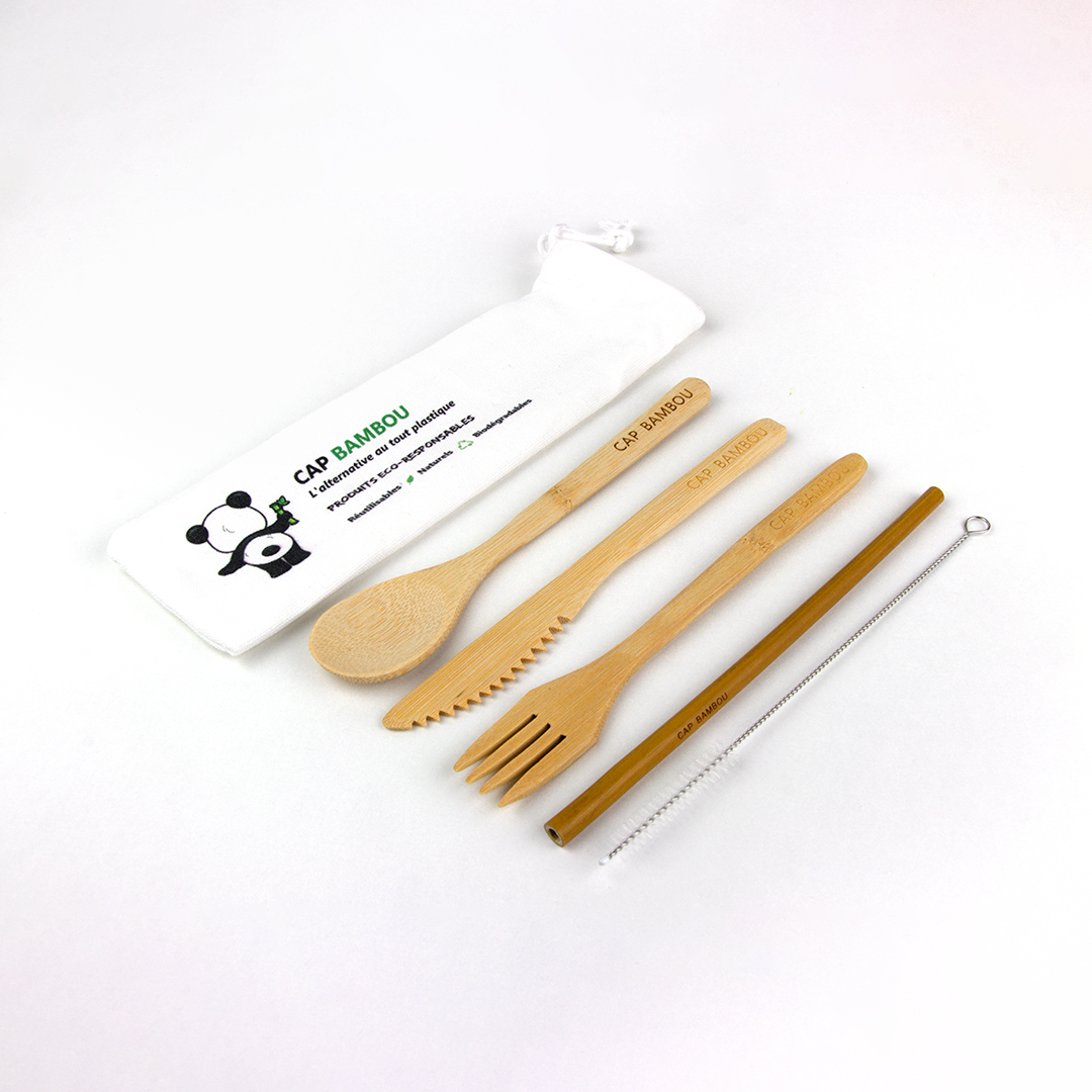 Kit Zéro Déchet ( 3 couverts réutilisables, paille, goupillon)